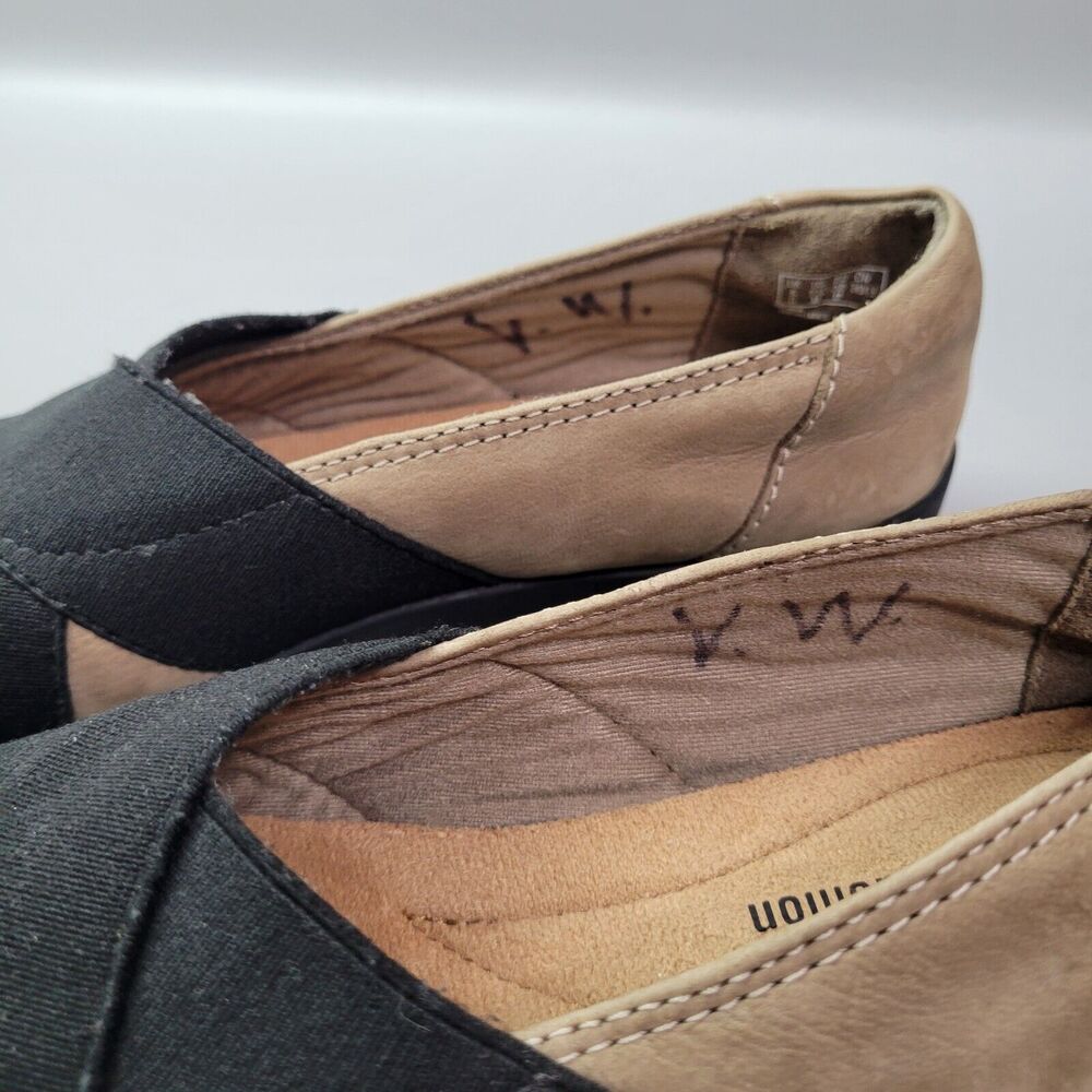 Clarks Beige and Black Flats - Picture 8 of 12